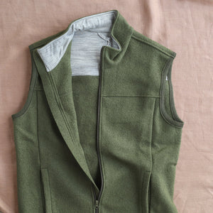 Men's Boiled Organic Wool Vest - Olive