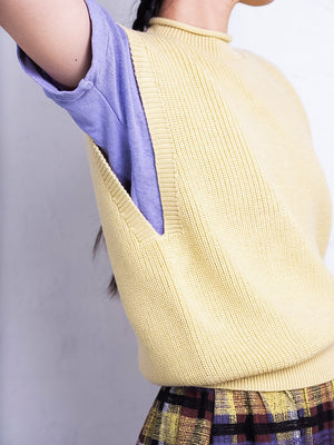 Women's Knitted Vest - 100% Merino Wool - Light Yellow (S-M)