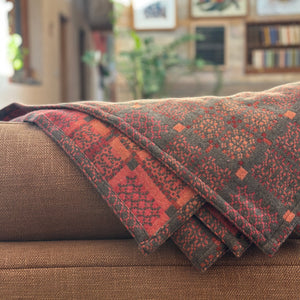 Welsh Knot Garden Throw - 100% Lambswool - Copper (120x200cm)