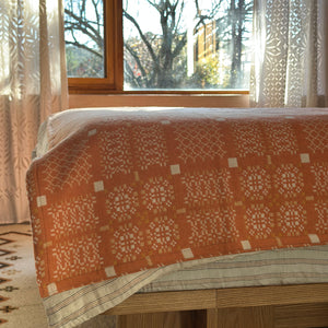 Welsh Knot Garden Throw - 100% Lambswool - Cwrel (120x200cm)