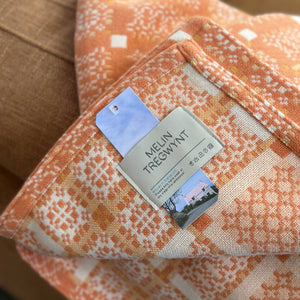 Welsh Knot Garden Throw - 100% Lambswool - Cwrel (120x200cm)