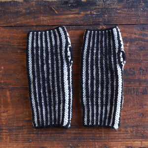 Brioche Handwarmers - 100% Chunky Highland Wool - Black/Ecru (Adult)