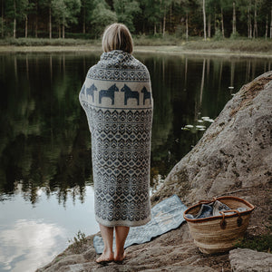 Jacquard Woven Blanket - 100% Wool - Darlana Blue (130x90cm)