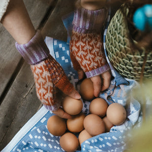 Jacquard Knit Hand Warmers - 100% Merino - Fästfolk (Adults)