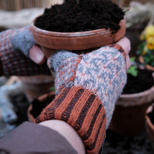 Jacquard Knit Hand Warmers - 100% Merino - Fästfolk (Adults)