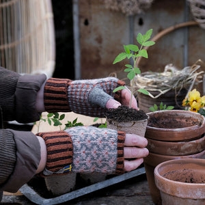 Jacquard Knit Hand Warmers - 100% Merino - Fästfolk (Adults)