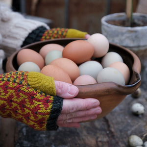 Jacquard Knit Hand Warmers - 100% Merino - Fästfolk (Adults)