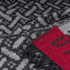 Jacquard Woven Throw - 100% Wool - Futhark (200x130cm)