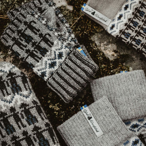 Jacquard Knit Hand Warmers - 100% Merino - Kören (Adults)