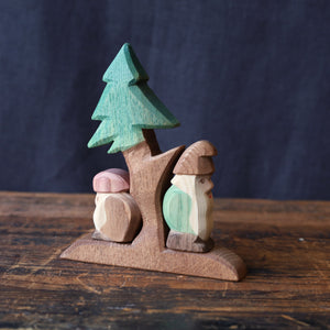 Ostheimer Handcrafted Wooden Toys - Fir Tree with Gnomes (3 pieces)
