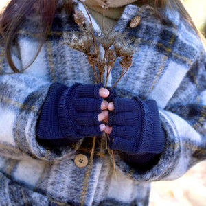 Child's Button Back Mittens - 100% Organic Merino Wool (1-8y+)