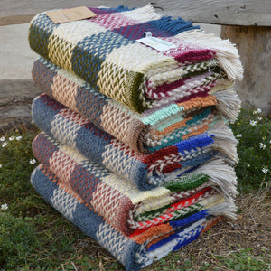 100% Recycled Wool Chunky Celtic Weave Blanket/Rug (150x120cm)