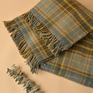 Cottage Check Throw in 100% Wool (150x183cm)