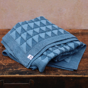 Baby Blanket Triangles - 100% Organic Plant Dyed GOTS Merino Wool (94x78m)