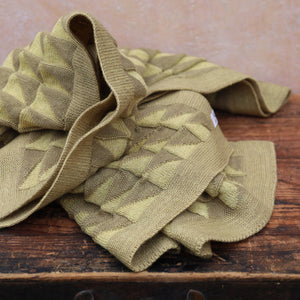 Baby Blanket Triangles - 100% Organic Plant Dyed GOTS Merino Wool (94x78m)