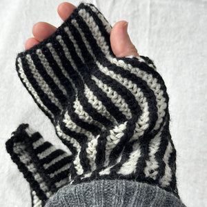 Brioche Handwarmers - 100% Chunky Highland Wool - Black/Ecru (Adult)
