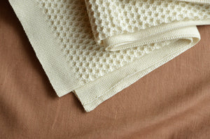 Honeycomb Baby Blanket in Organic Merino Wool (100x80cm)