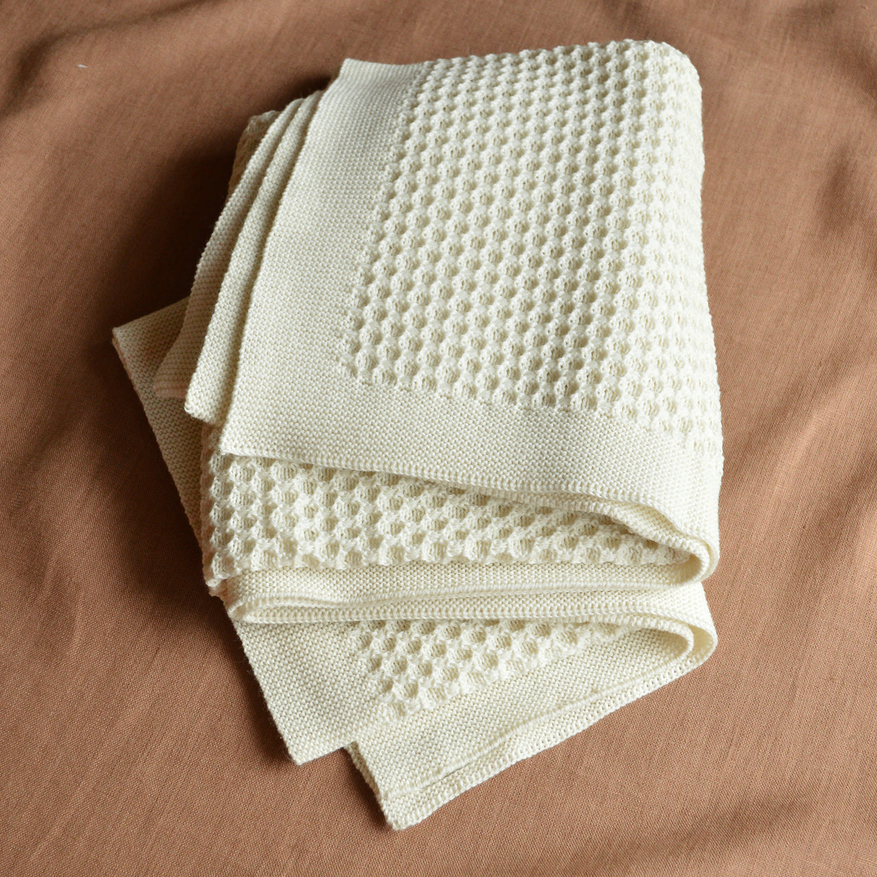 Honeycomb Baby Blanket in Organic Merino Wool (100x80cm)