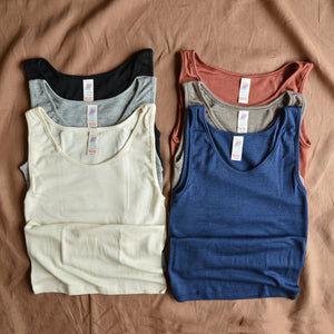 Women's Sleeveless Vest - Organic Merino/Silk