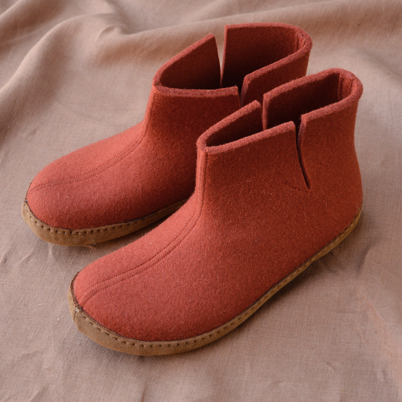 Wool Felt Slippers - Emil's Boots - Fox AW23 (Adults 36-42)