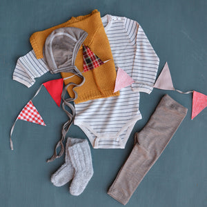 Fine Baby Bonnet - Organic Wool/Silk (0-12m)