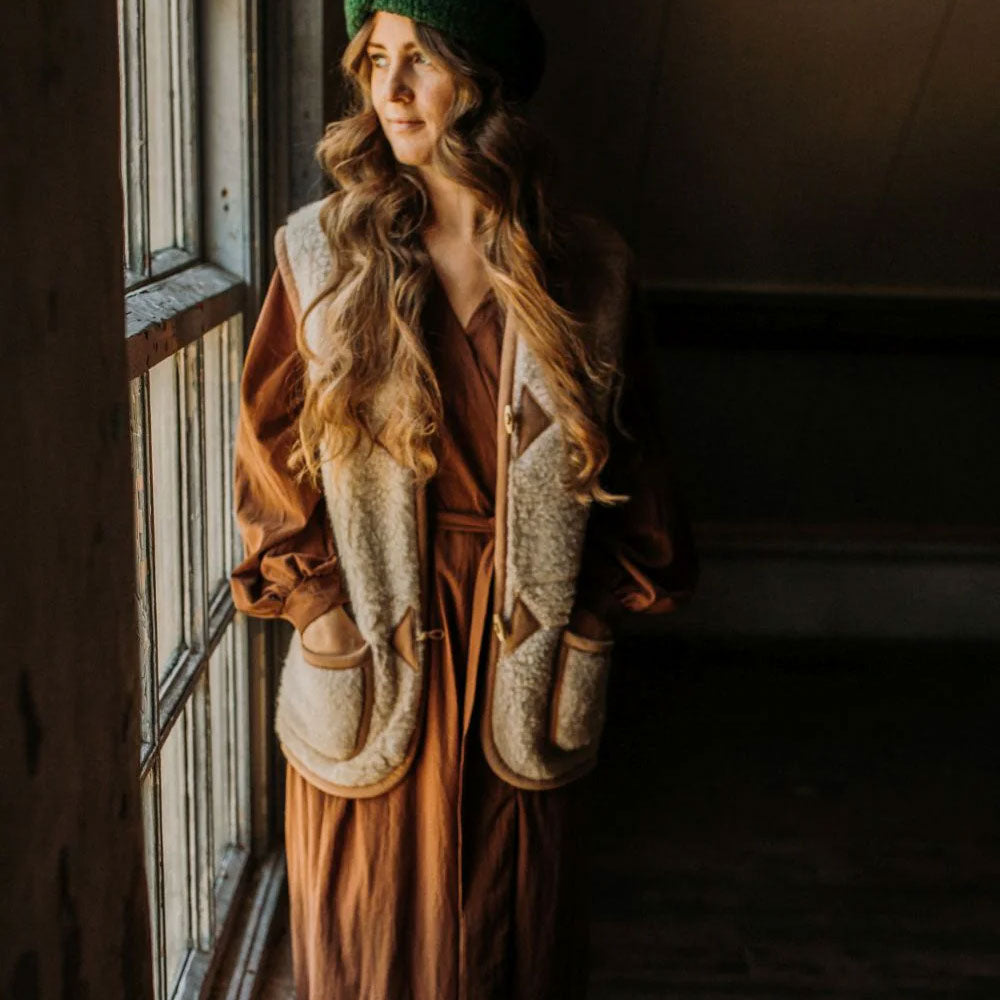 Women's Fleece Alpen Vest - 100% Wool - Beige (S, M, L) *Returning Spring