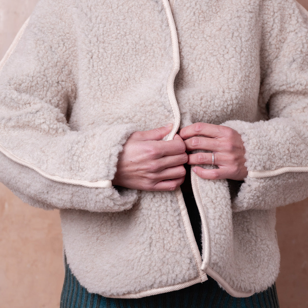 Women's Folka Teddy Jacket - 100% Wool - Sand