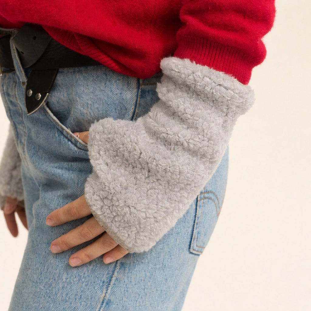 Teddy Fleece Handwarmers - 100% Wool - Light Grey (Teen-Adults) *Pre-Order