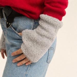 Teddy Fleece Handwarmers - 100% Wool - Light Grey (Teen-Adults)