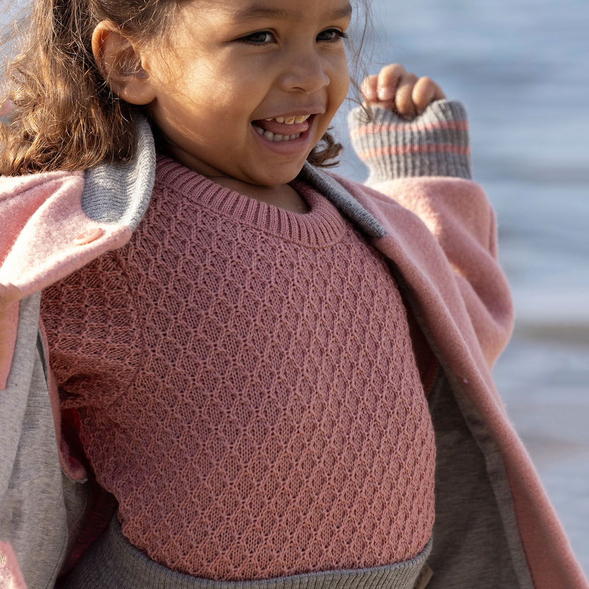 Aran Organic Merino Kids Jumper - Graphite (5-6y) *Last One!