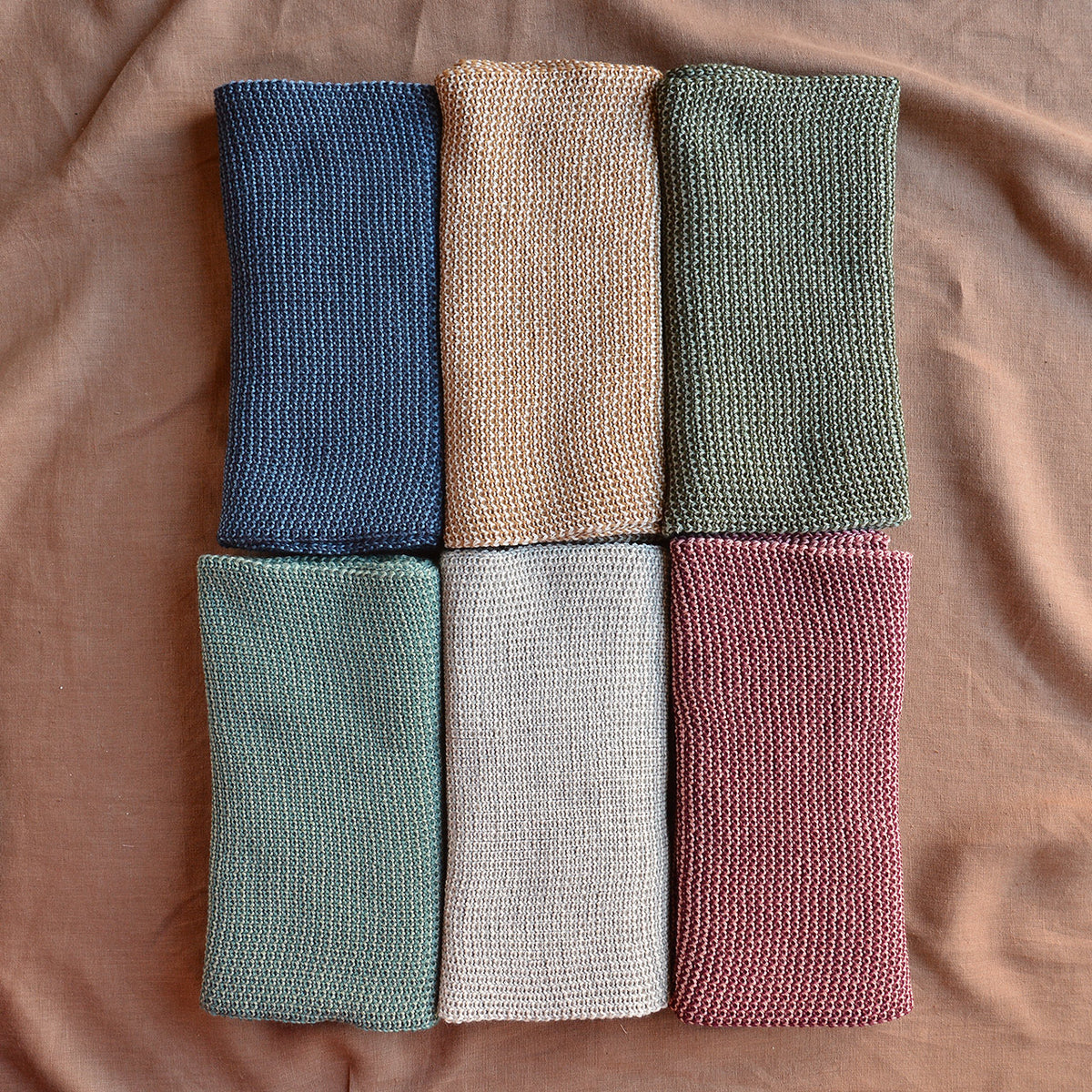 Loop Scarf in Organic Merino (Adults)