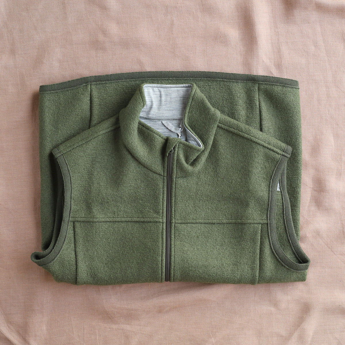 Men's Boiled Organic Wool Vest - Olive