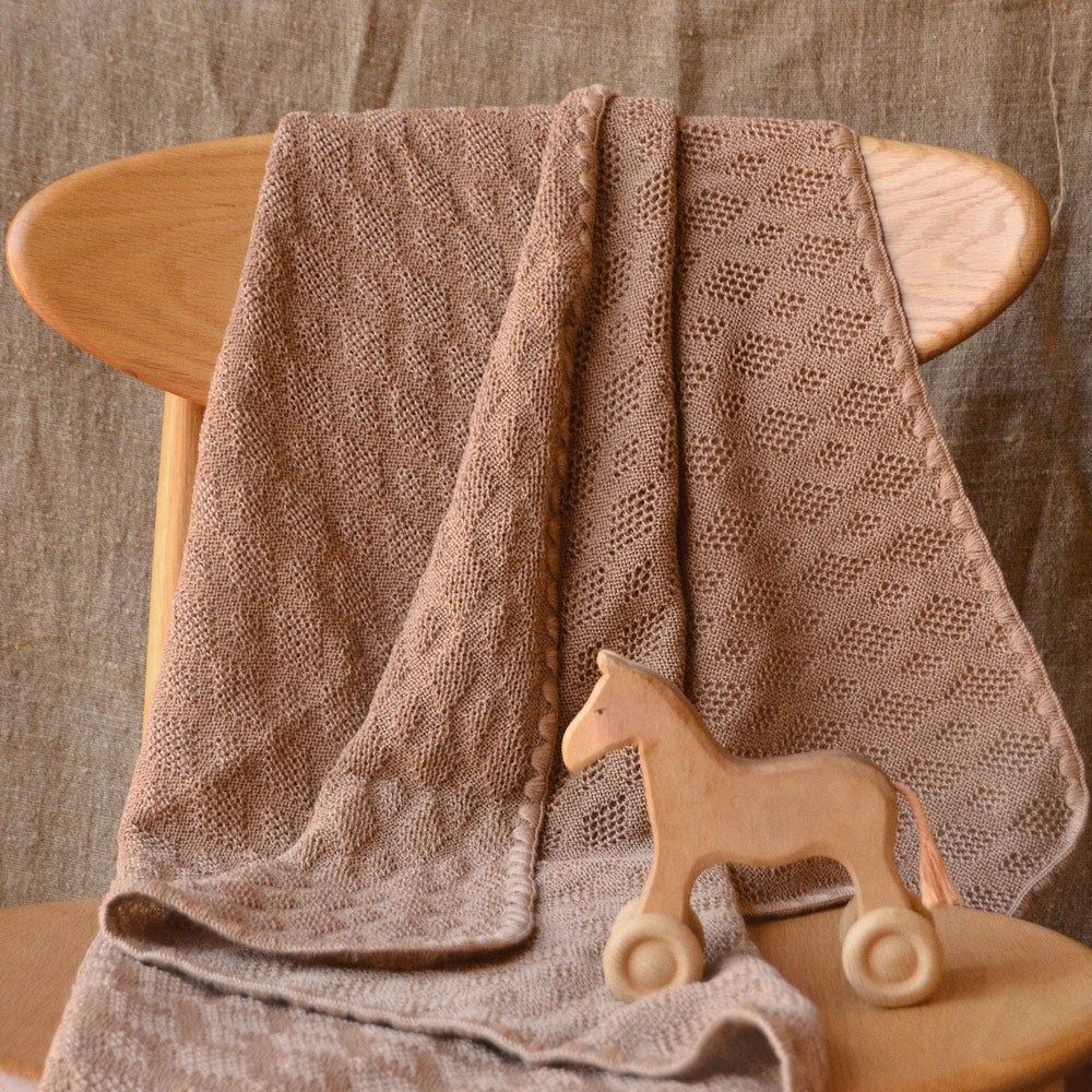 Knitted Baby Blanket in Organic Merino Wool - Caramel (100x80cm)