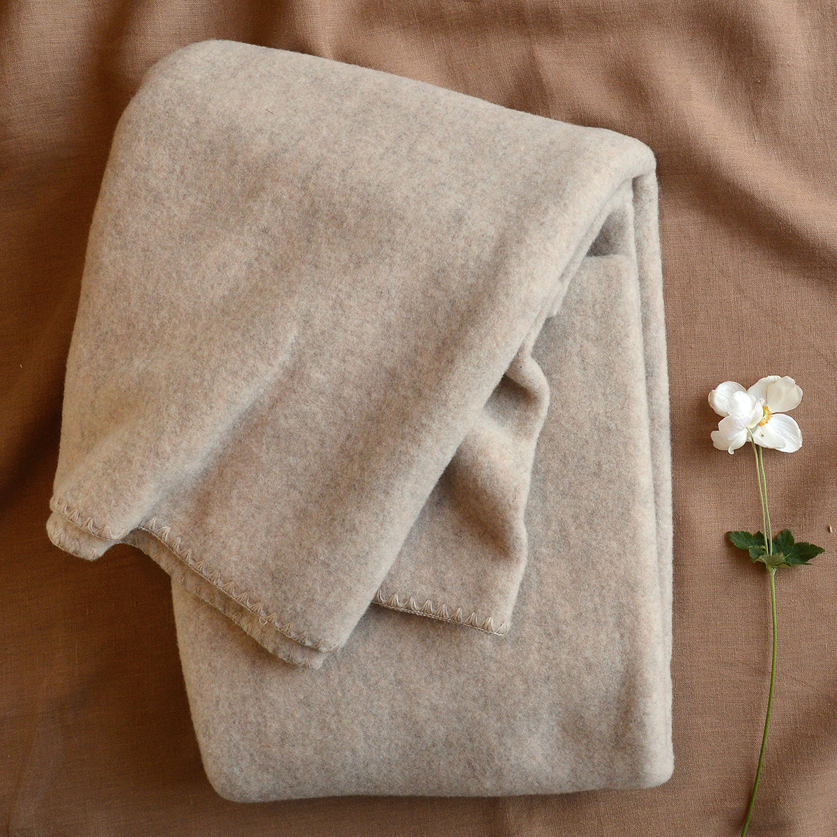 Organic Merino Wool Fleece Blanket - Sand (180x150cm)