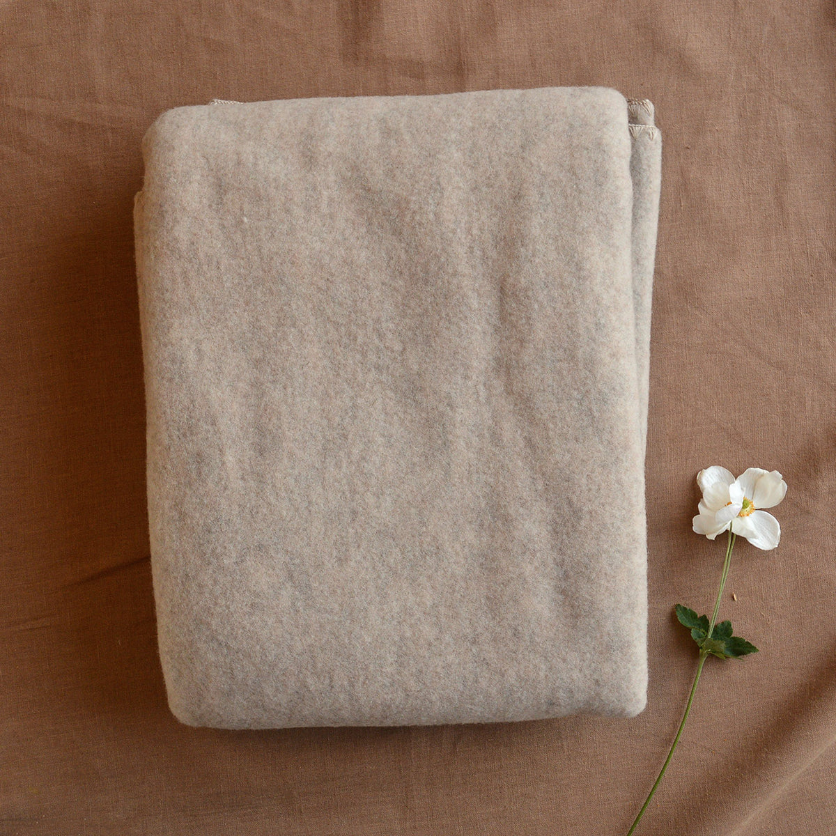 Organic Merino Wool Fleece Blanket - Sand (180x150cm)