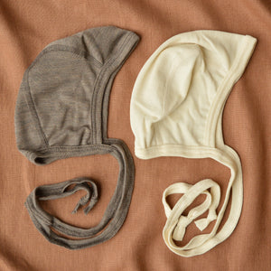 Fine Baby Bonnet in Wool/Silk (0-12m)