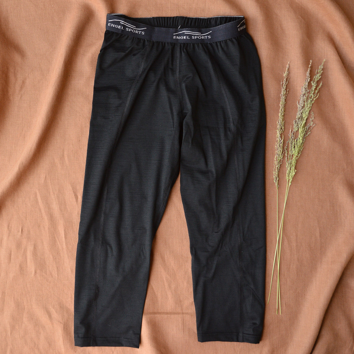 Sports Leggings 3/4 Length - Organic Merino/Silk - Black (Women's S-XL)