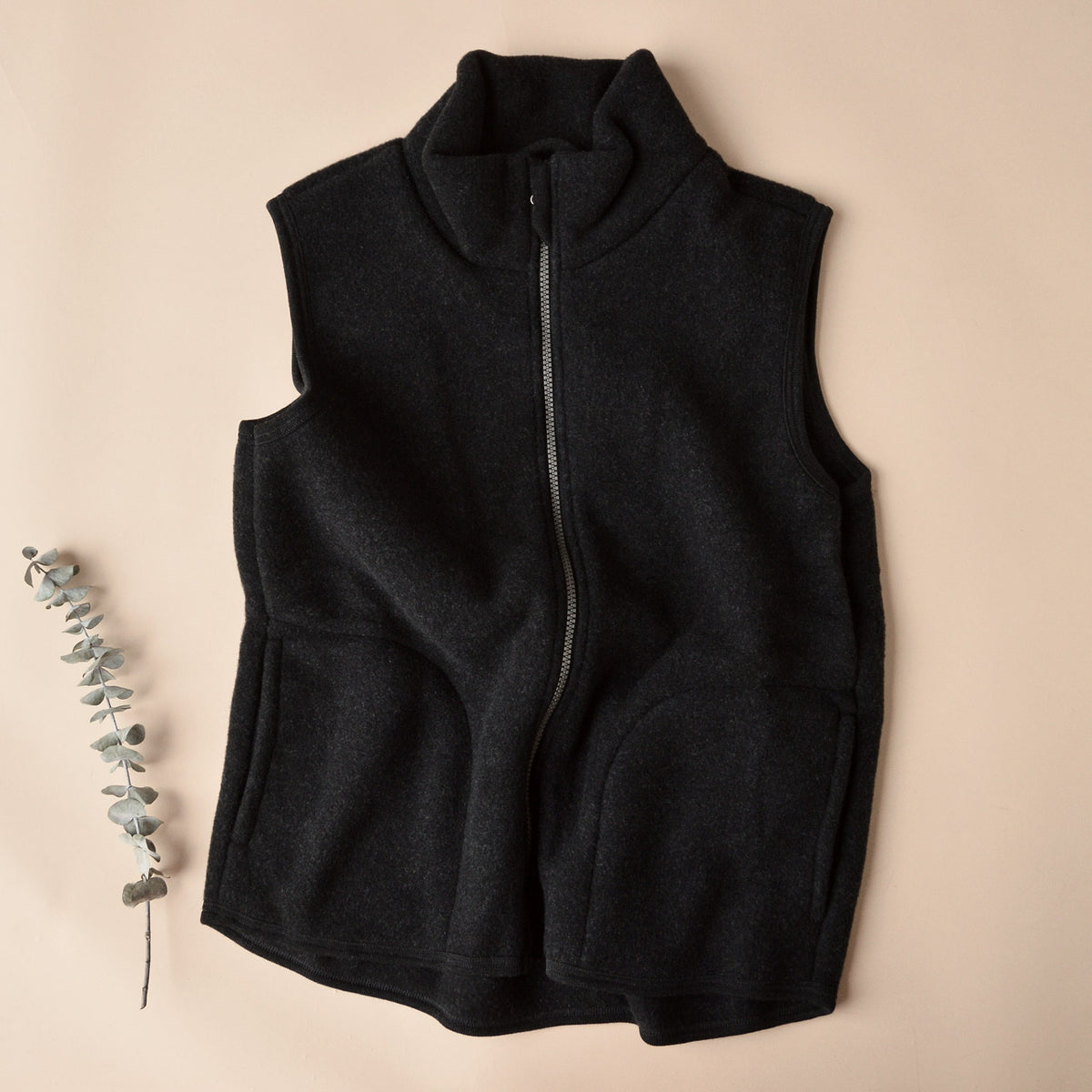 Women's Zip Vest - 100% Organic Wool Fleece - Black (XS-L)