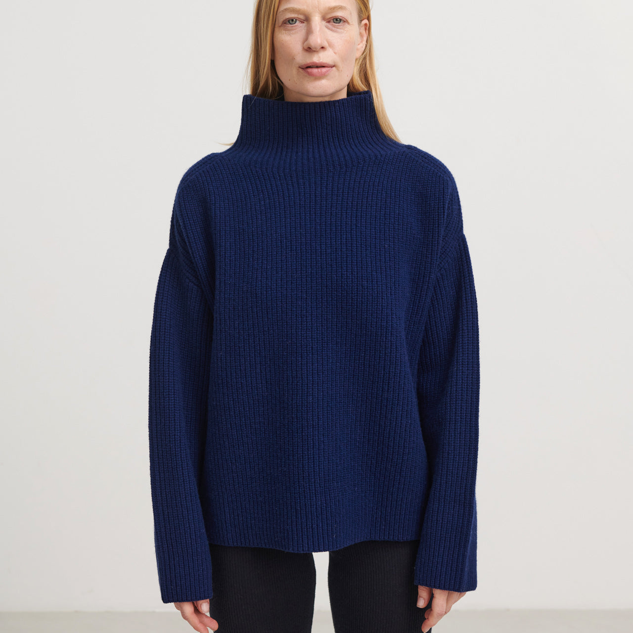 Women's Chunky Rib Sweater - 100% Lambswool - Royal Blue (XS-M)