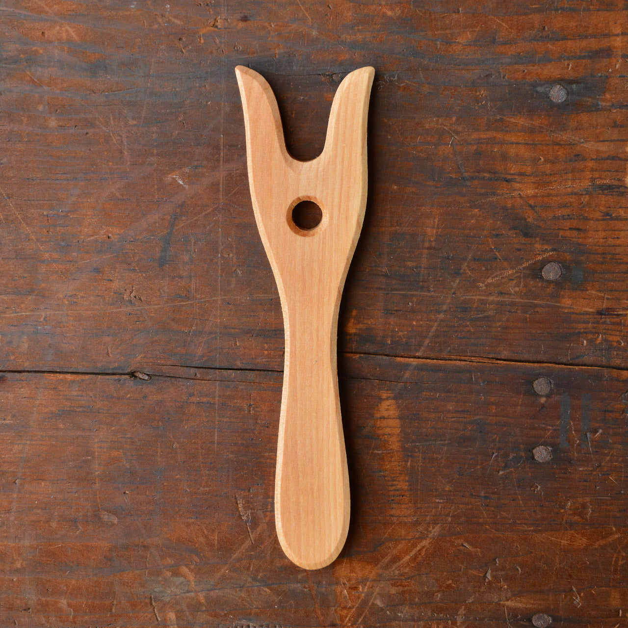Authentieke houten schaal met één oor/Oude houten schaal met oor | bol Authentieke houten schaal met één oor/Oude houten schaal met oor | bol
