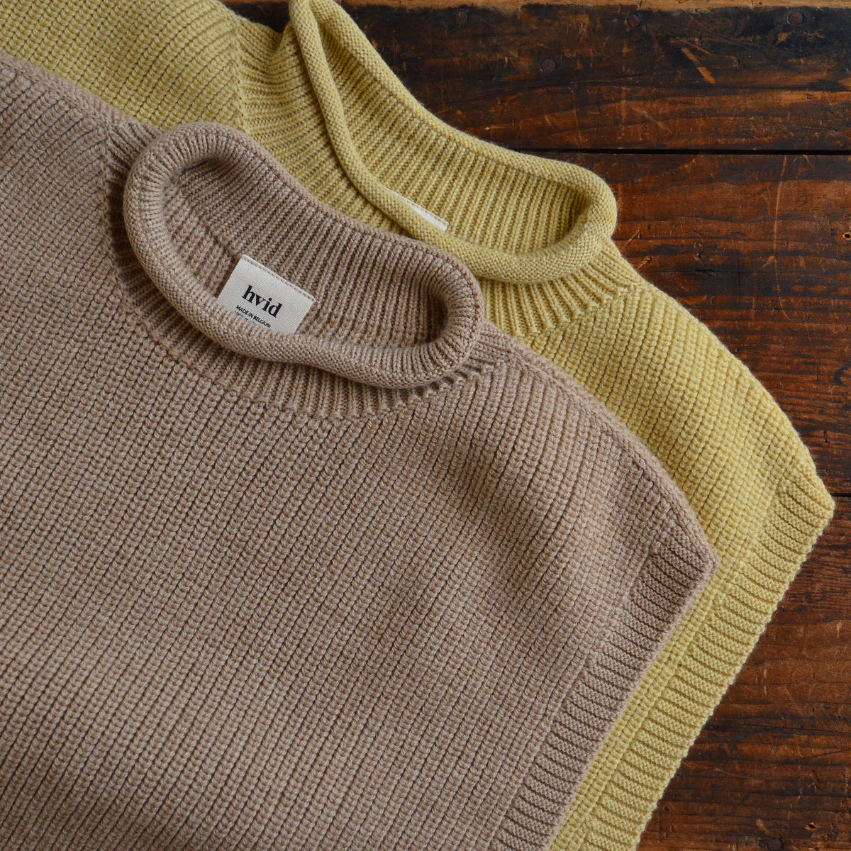 Women's Knitted Vest - 100% Merino Wool - Light Yellow (S-M)