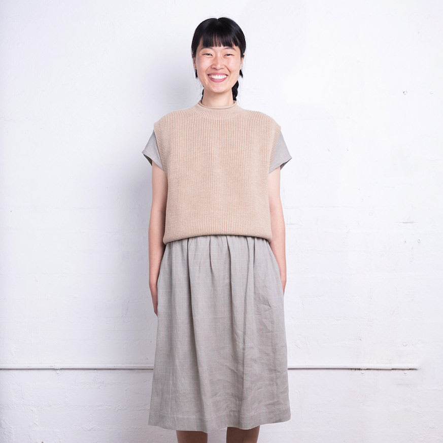 Women's Knitted Vest - 100% Merino Wool - Sand (S-XL) *Returning 2026