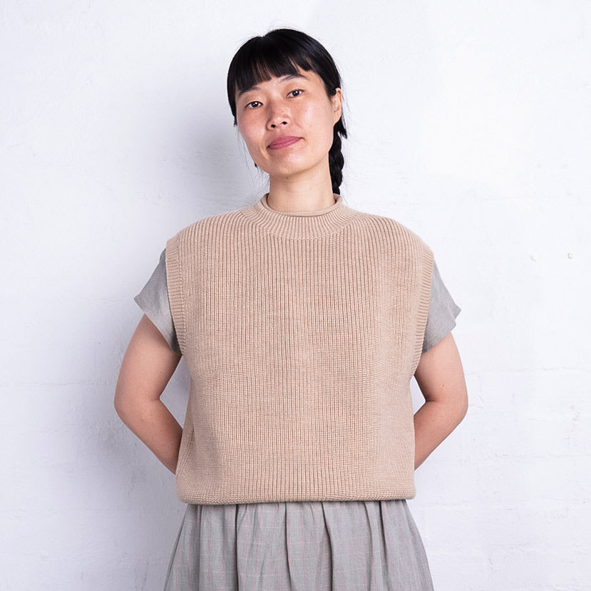 Women's Knitted Vest - 100% Merino Wool - Sand (S-XL) *Returning 2026
