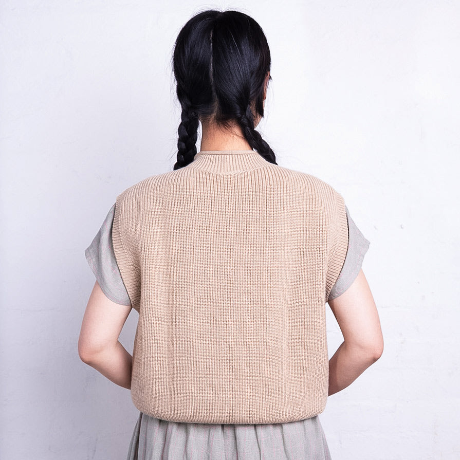 Women's Knitted Vest - 100% Merino Wool - Sand (S-XL) *Returning 2026