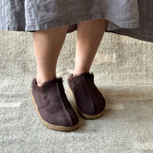 Sheepskin Clogs - Saskatchewan - Coffee AW24 (Adults 37-42)