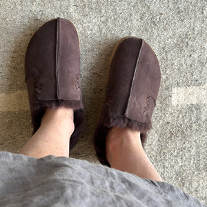 Sheepskin Clogs - Saskatchewan - Coffee (Adults 36-42)