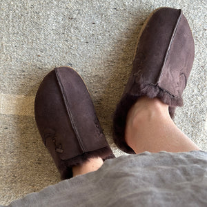 Sheepskin Clogs - Saskatchewan - Coffee (Adults 36-42)