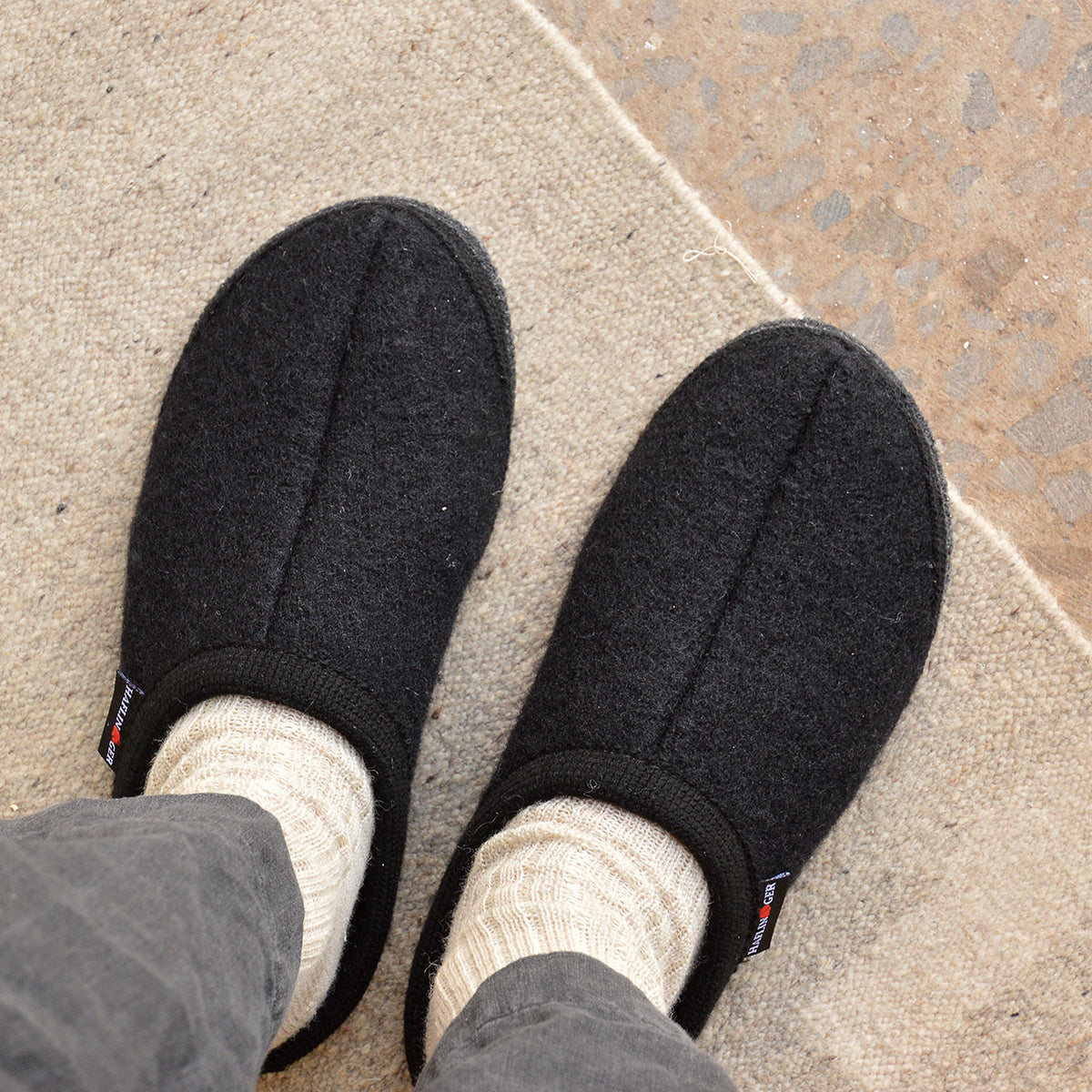 Boiled Wool Slippers - Alaska - Schwarz (Adults 36-48)