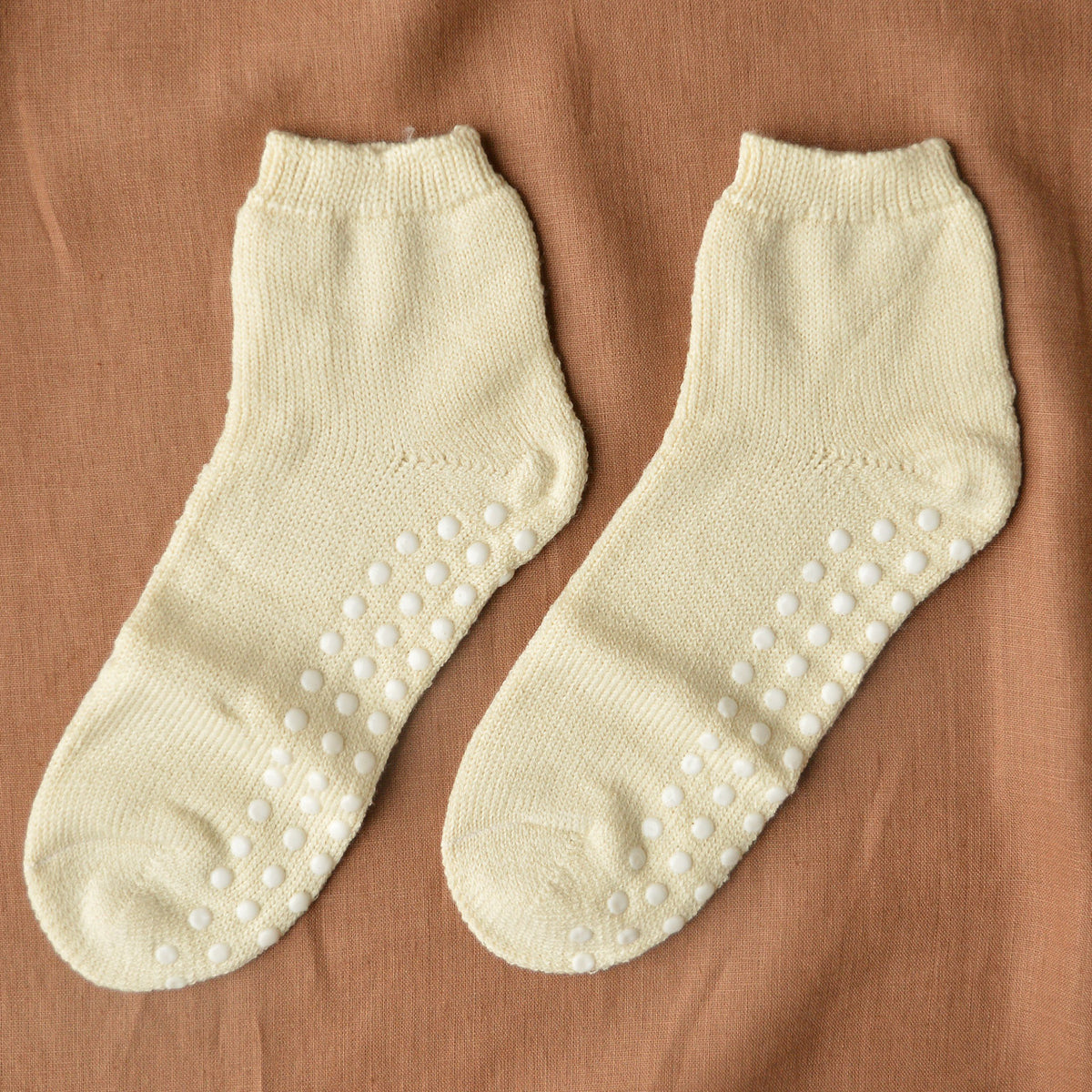 Wellness Grippy Ankle Socks - Organic Wool/Silk (Adults 36-43) *Returning Soon