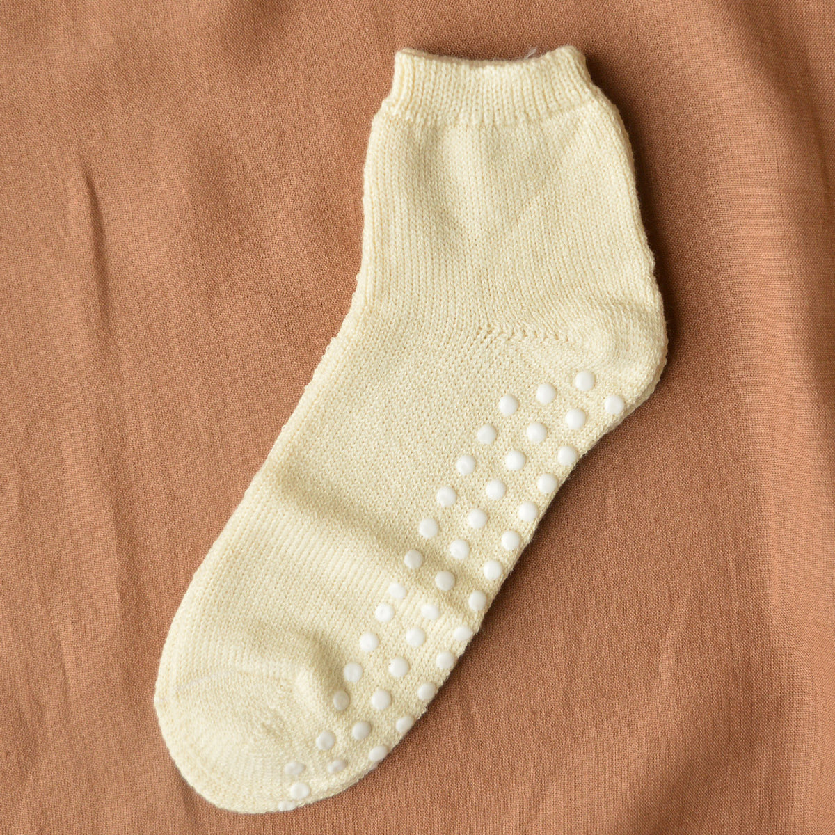 Wellness Grippy Ankle Socks - Organic Wool/Silk (Adults 36-43) *Returning Soon